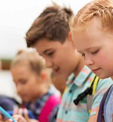 Instytut Badań Edukacyjnych SMARTFONY W SZKOLE. RAPORT Strona 53 Obraz 0001