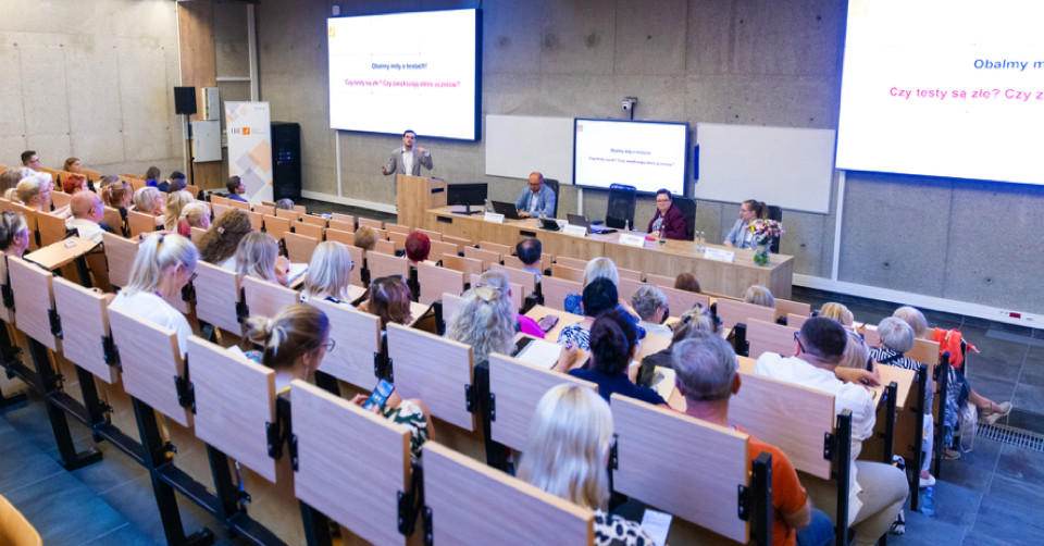 Podsumowanie konferencji dla nauczycieli “Od profilu do zmian w systemie edukacji”